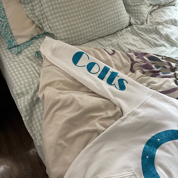 Jerseys - Picture 3 of 6